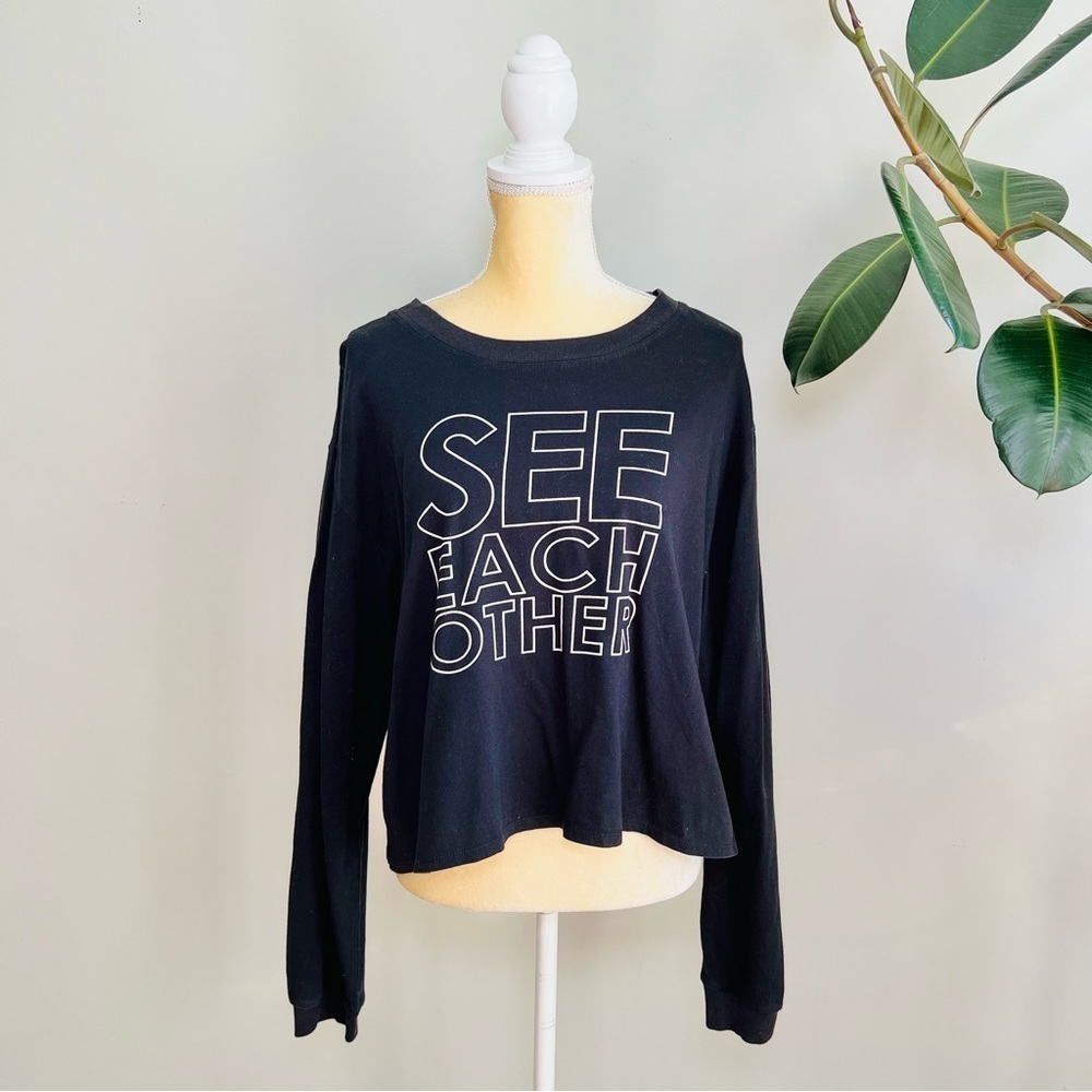 Abound {Nordstrom} Black Long Sleeve Statement cropped T-shirt
